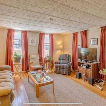 Cute 6-Bedroom Getaway In The Heart Of Λίτλτον Εξωτερικό φωτογραφία