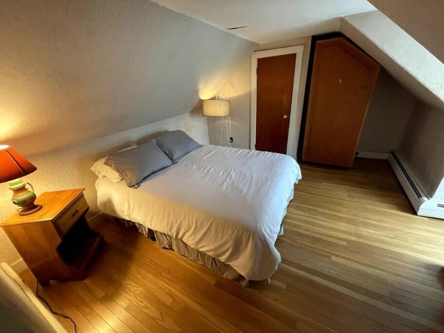 Cute 6-Bedroom Getaway In The Heart Of Λίτλτον Εξωτερικό φωτογραφία